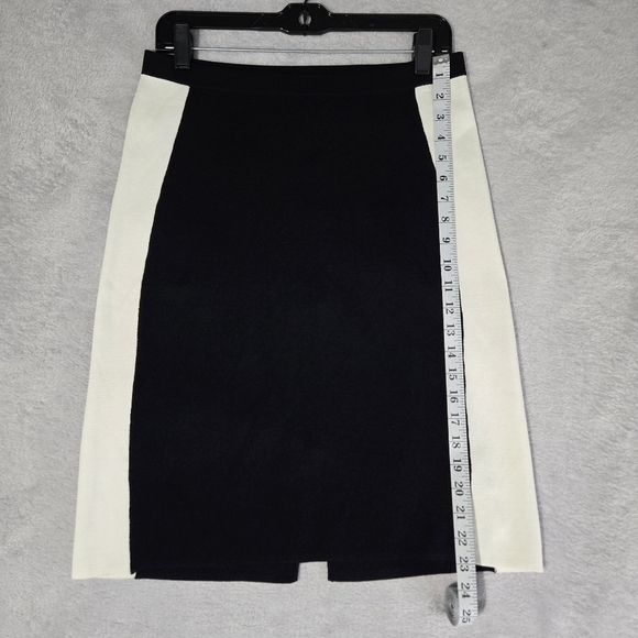 Tahari NWT Simple Sleek Black and White Comfy Golf Career Business Pencil Skirt - Picture 10 of 11